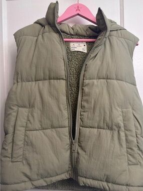 Puffy vest